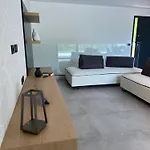 Privata Con Piscina - Moddissi Charme Trappola