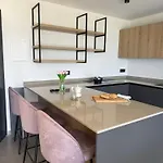 Privata Con Piscina - Moddissi Charme