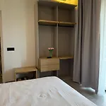 Privata Con Piscina - Moddissi Charme 别墅 *