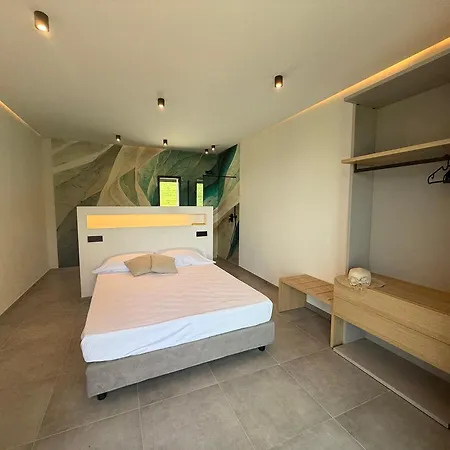 Luxury Con Piscina - Moddissi Charme Isola D Elba * Trappola