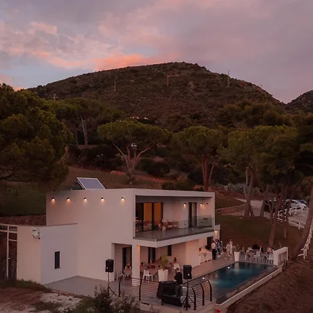 Luxury Con Piscina - Moddissi Charme Isola D Elba
