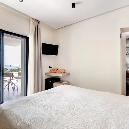 Luxury Con Piscina - Moddissi Charme Isola D Elba