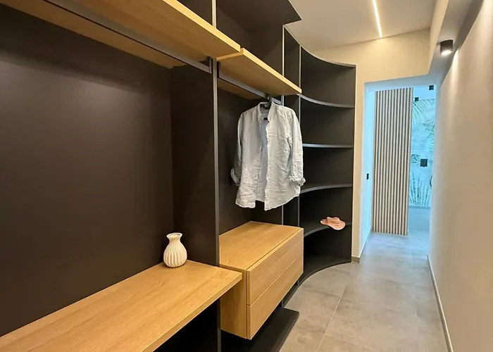 Privata Con Piscina - Moddissi Charme Villa *