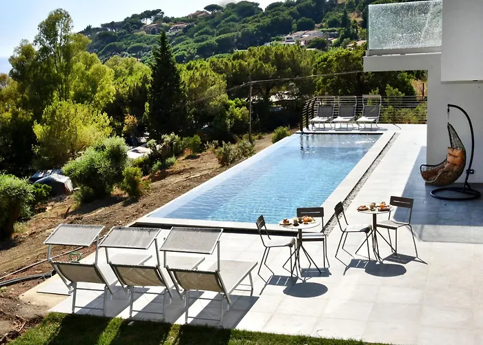 Вилла Privata Con Piscina - Moddissi Charme Trappola